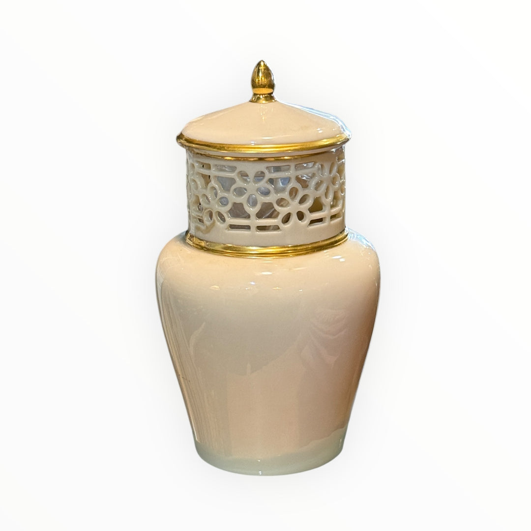 Lenox Reticulated Ginger Jar Flower Pattern