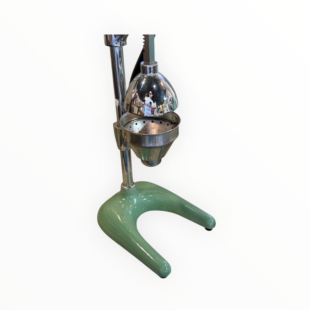 Unbranded Vintage Metal Juicer