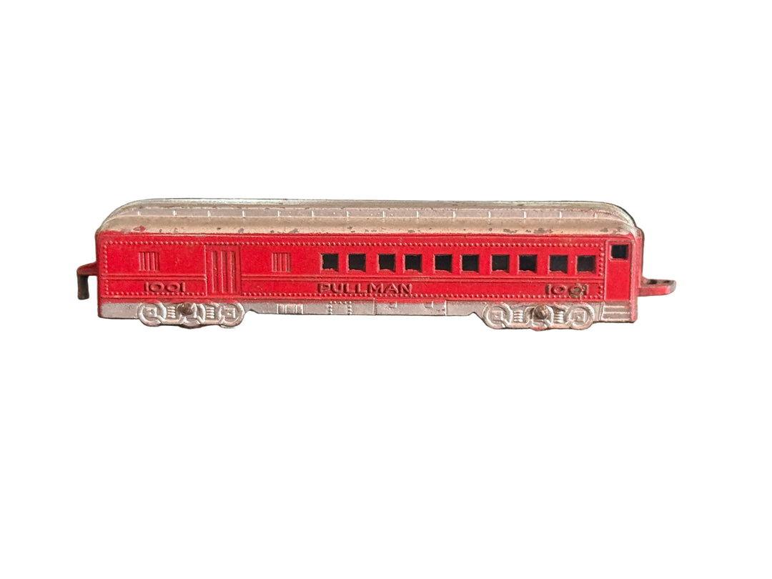 Tootsietoy - Die-cast Metal Passenger Car Pullman Red