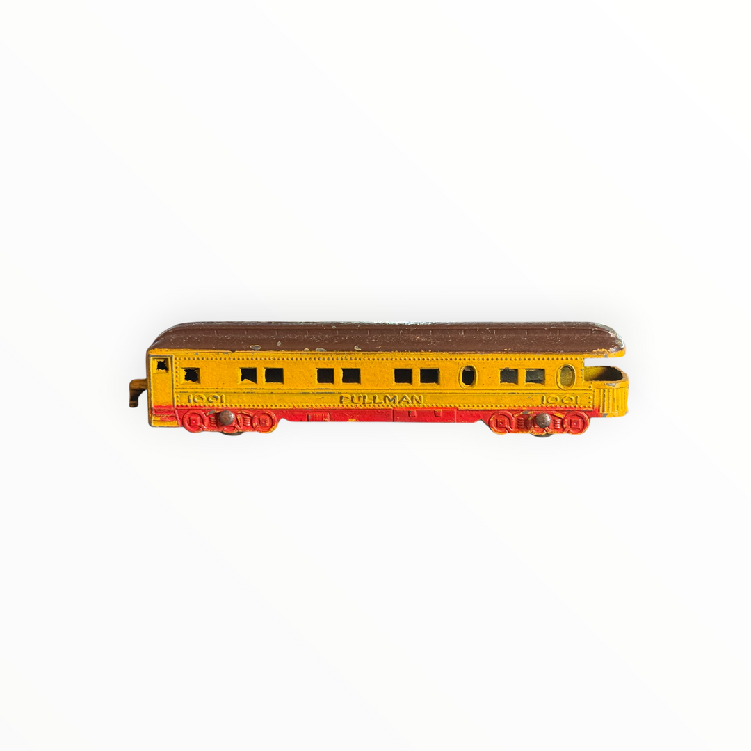 Tootsietoy - Die-cast Metal Passenger Car