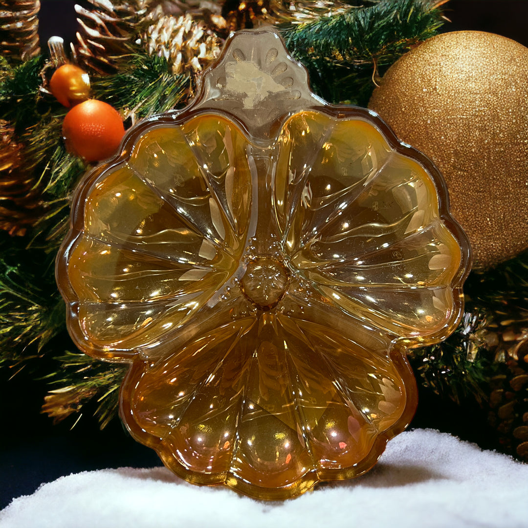 Amber Clamshell Divided Dish