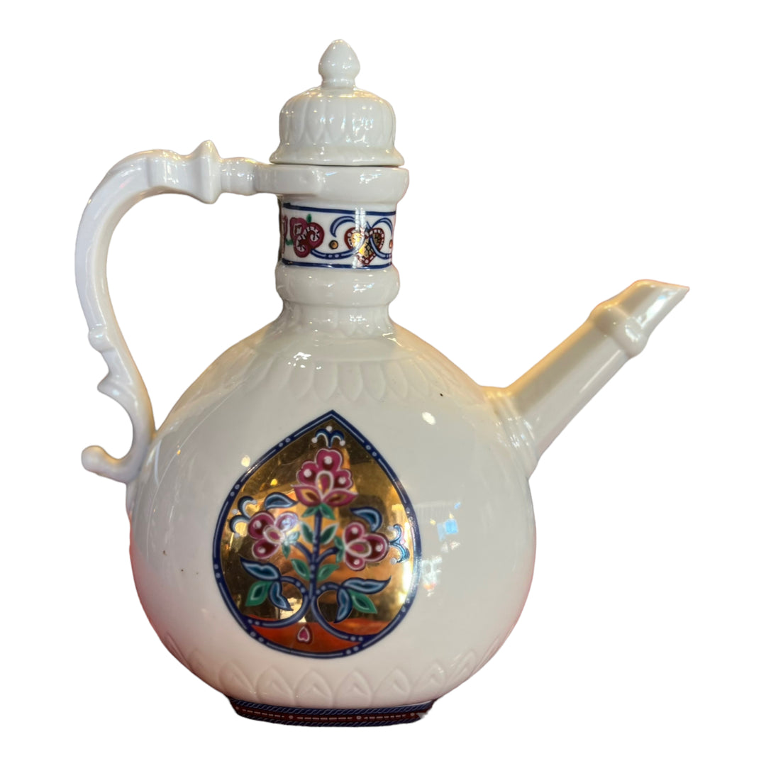 Elizabeth Arden Byzantium teapot