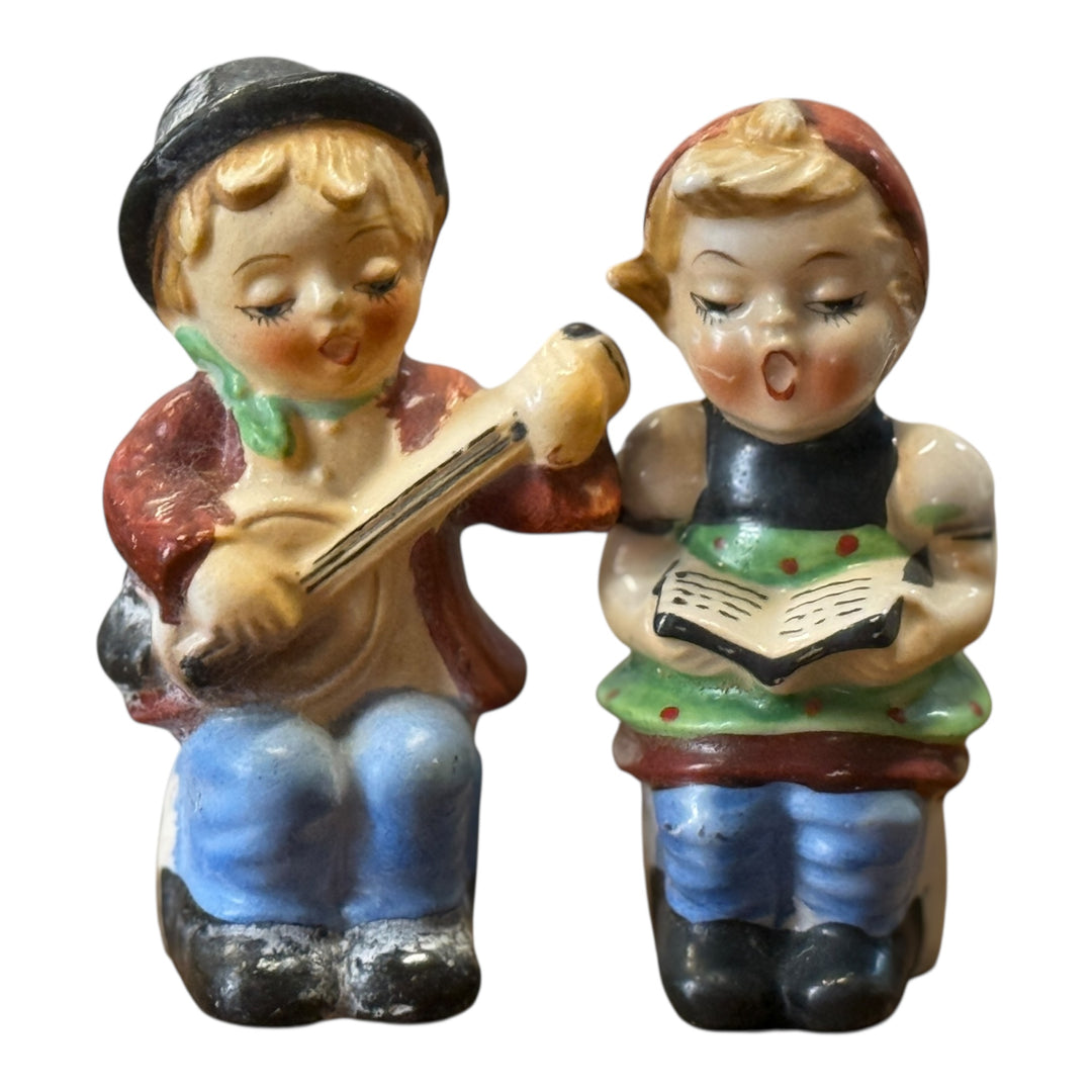 Salt and Pepper Shakers - Boy Girl