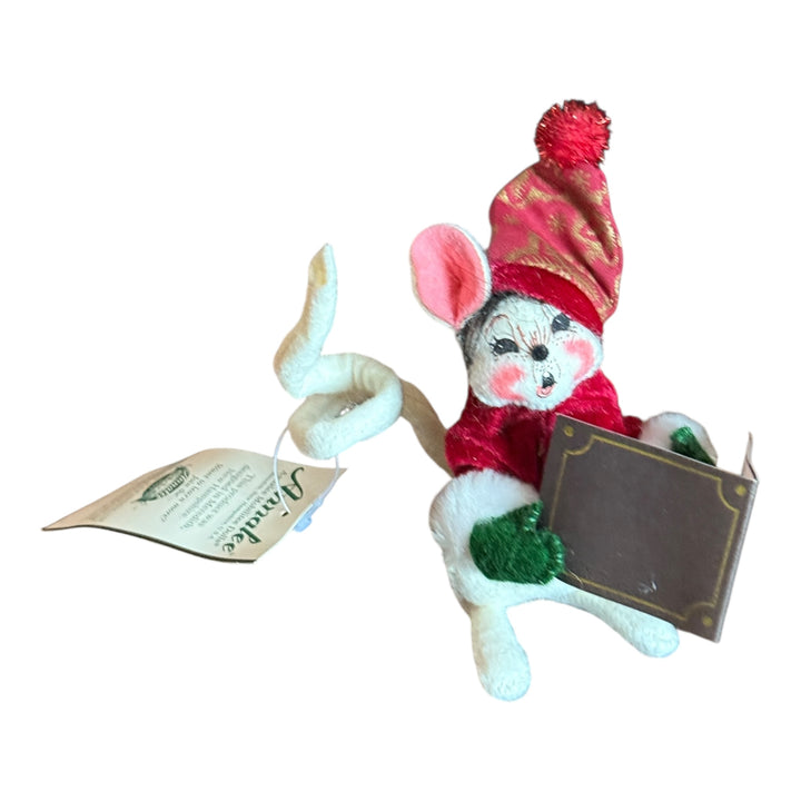 Annalee - Caroller Boy Mouse
