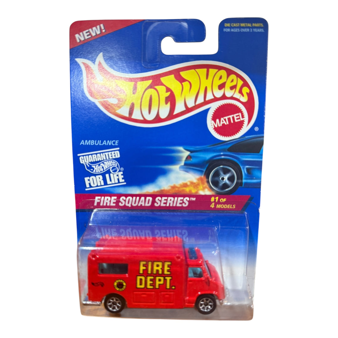 Hot Wheels Fire Squard Series #1 Rear Doors Open! #424 Ambulance