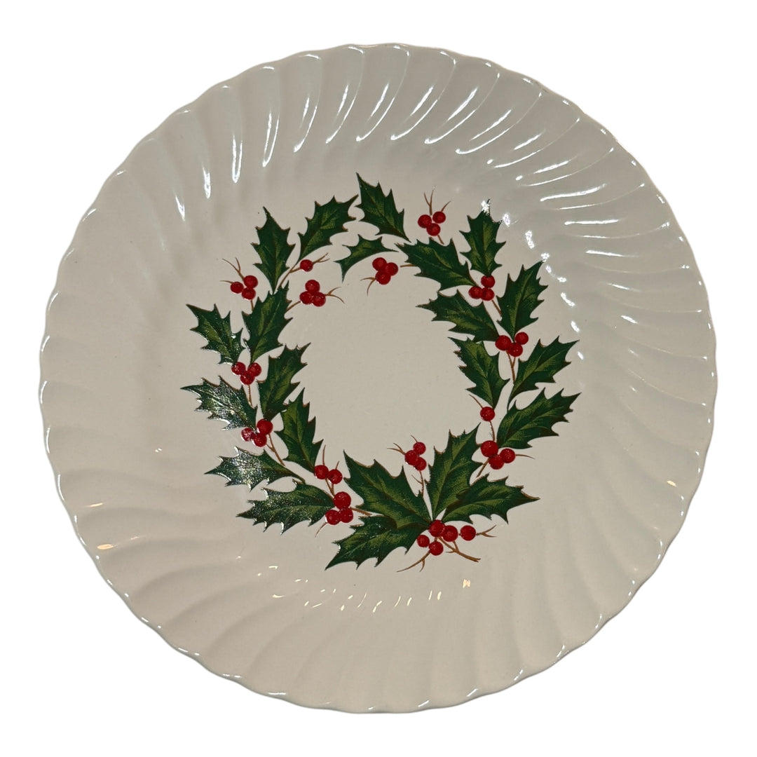 Holly Berry Japan Dinner Plate