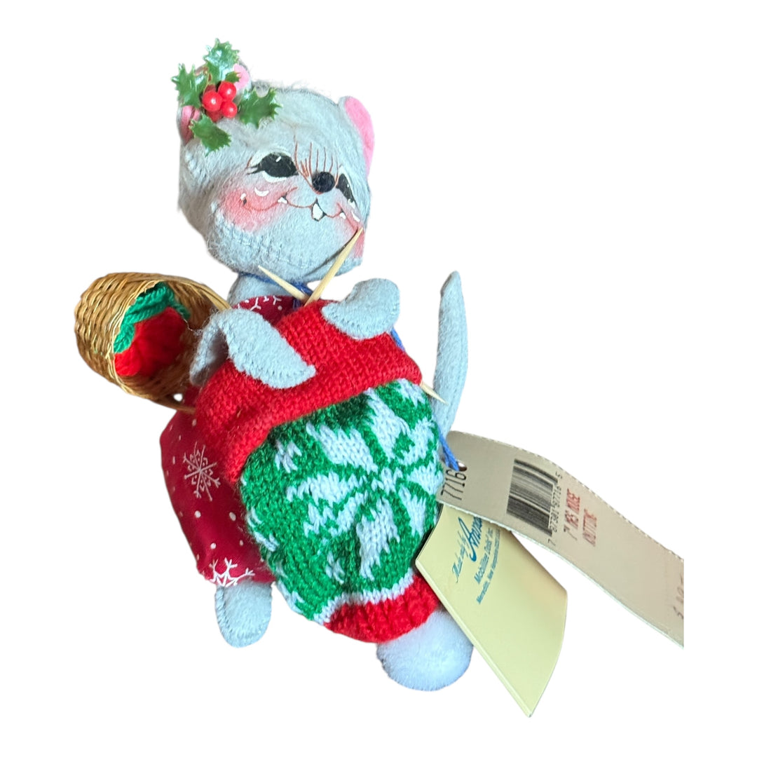 Annalee - Mrs Mouse Knitting