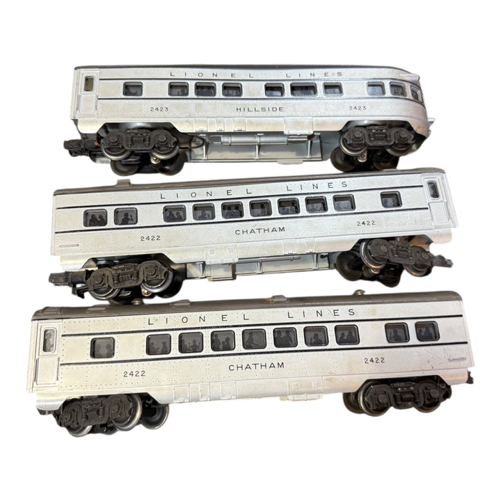 Trains - Lionel Santa Fe Postwar 2353 Diesel Train Set