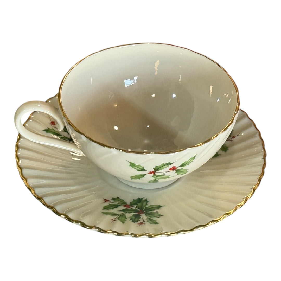 Lenox Holiday Christmas Teacup & Saucer