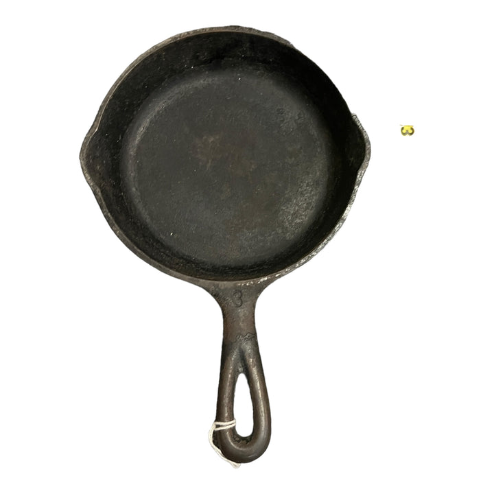 Cast Iron Skillet - Can't Read Name