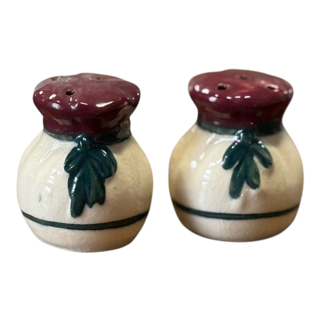 Salt and Pepper Shakers - Sack with Ribbon