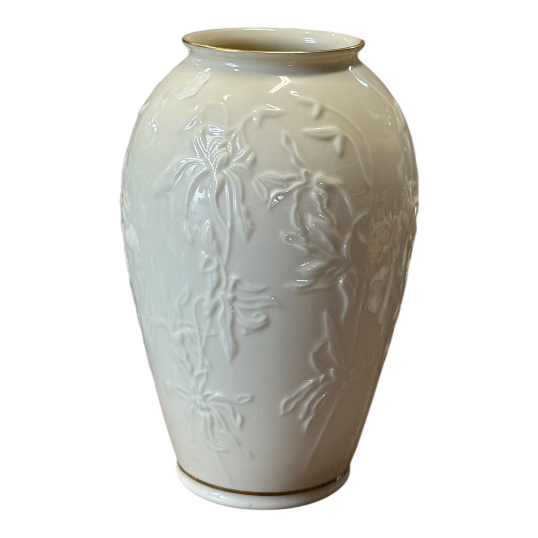 Lenox Masterpiece Collection Vase 7.25"