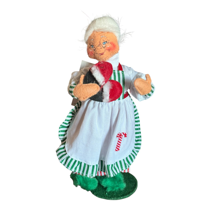 Annalee - Mrs Relaxing Santa