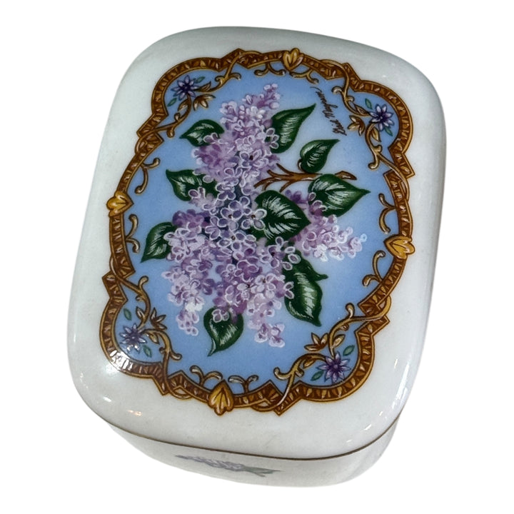 Porcelain 1990 Heritage House Limited Music Box Gail Magram Feelings