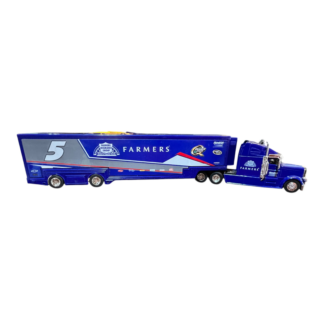 Nascar 1:64th Scale Collector Hauler - Farmers Insurance #5