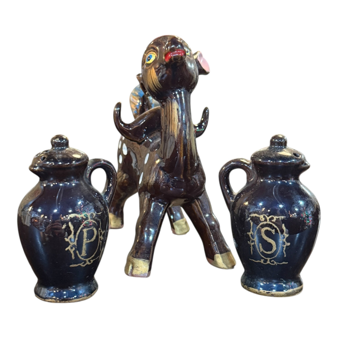 Vintage Ceramic Doe / Deer Salt & Pepper Shakers