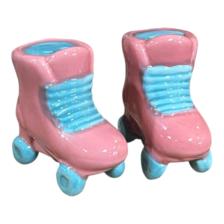 Salt & Pepper - Rollerskates