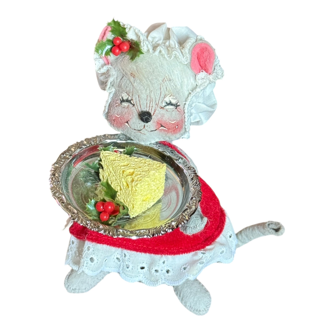Annalee - Mouse with Cheese Tray