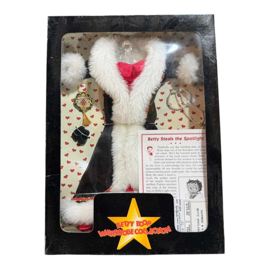 Dolls - Betty Boop Doll Wardrobe Collection Betty Steals the Spotlight Outfit Danbury Mint