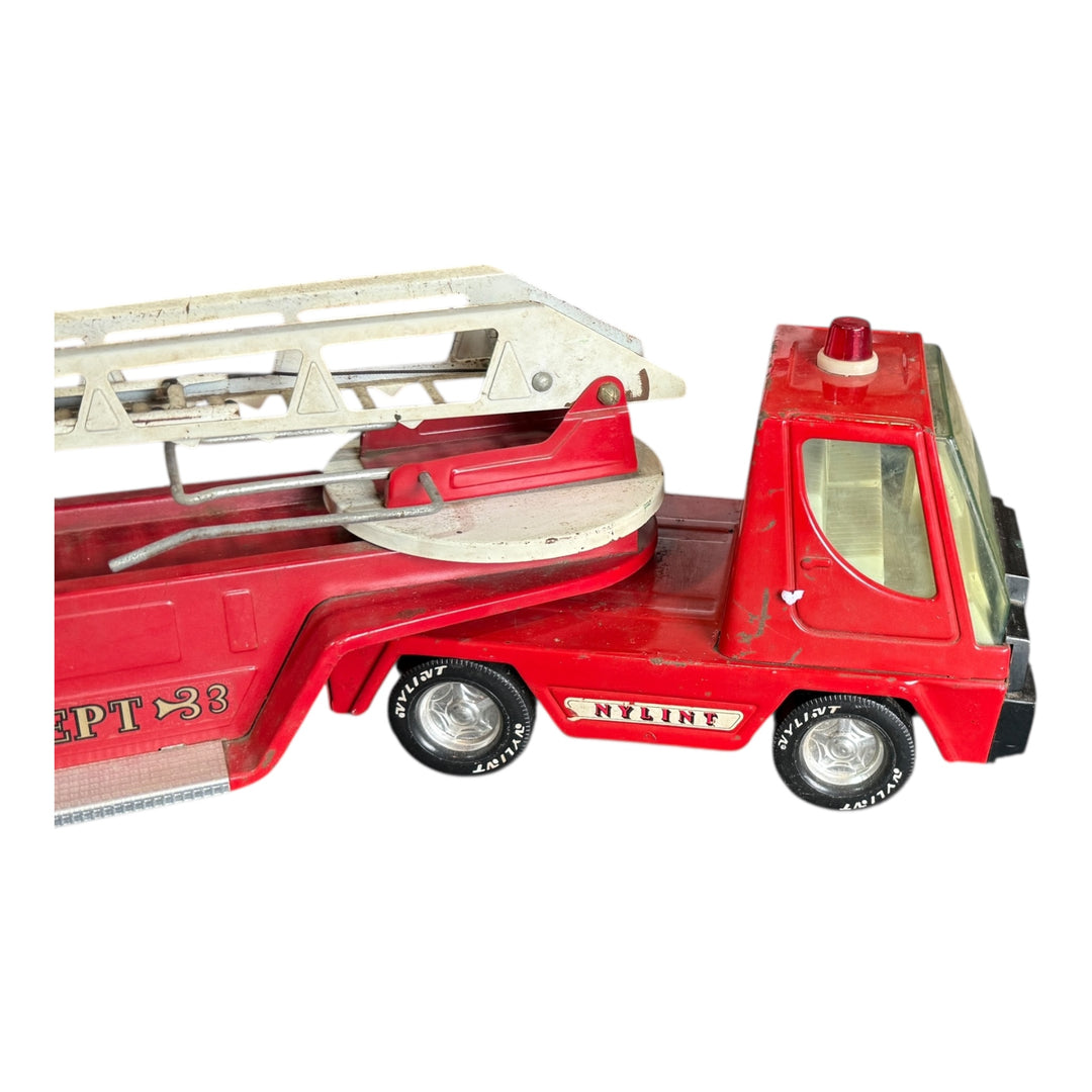 Nylint Fire Truck Hook & Ladder possibly 1960s