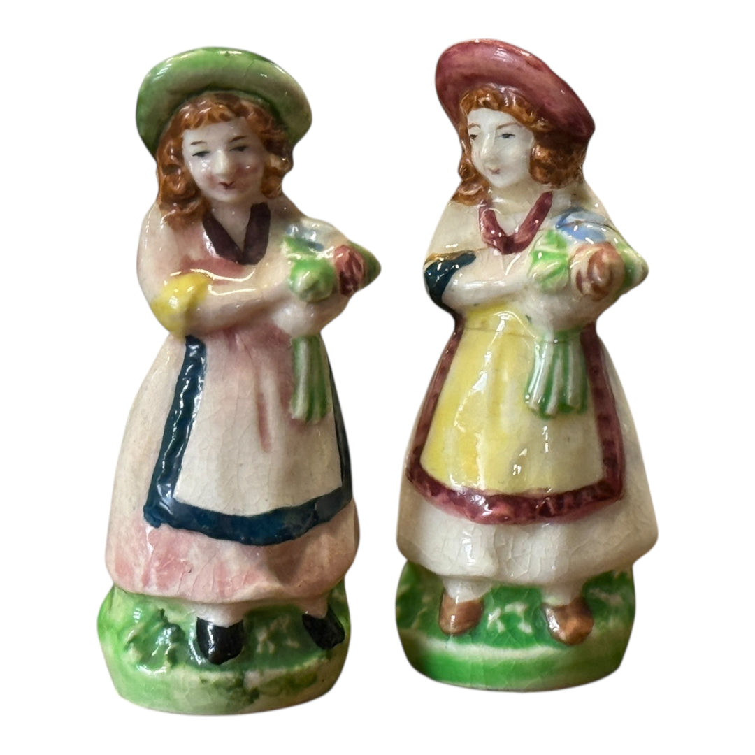 Salt and Pepper Shakers - Ladies Gardening