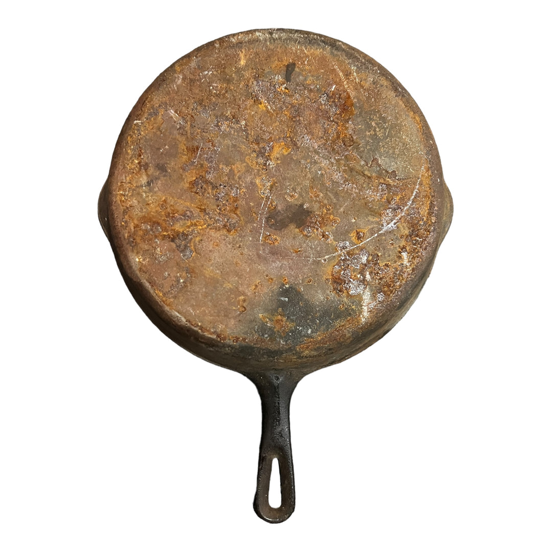 Cast Iron Skillet - Unmarked