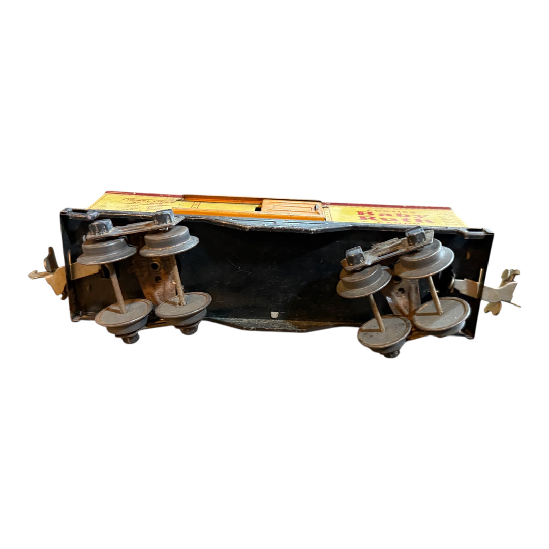 Trains - Lionel Lines #1679 Curtiss Baby Ruth Candy Yellow Train Box Car Sliding Door