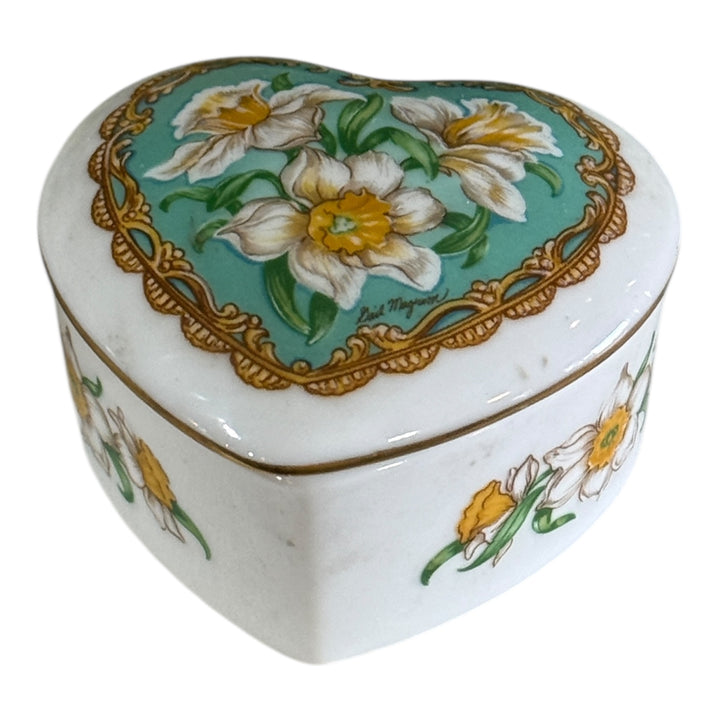 Porcelain 1990 Heritage House Limited Music Box Gail Magram Some Enchanged Evening