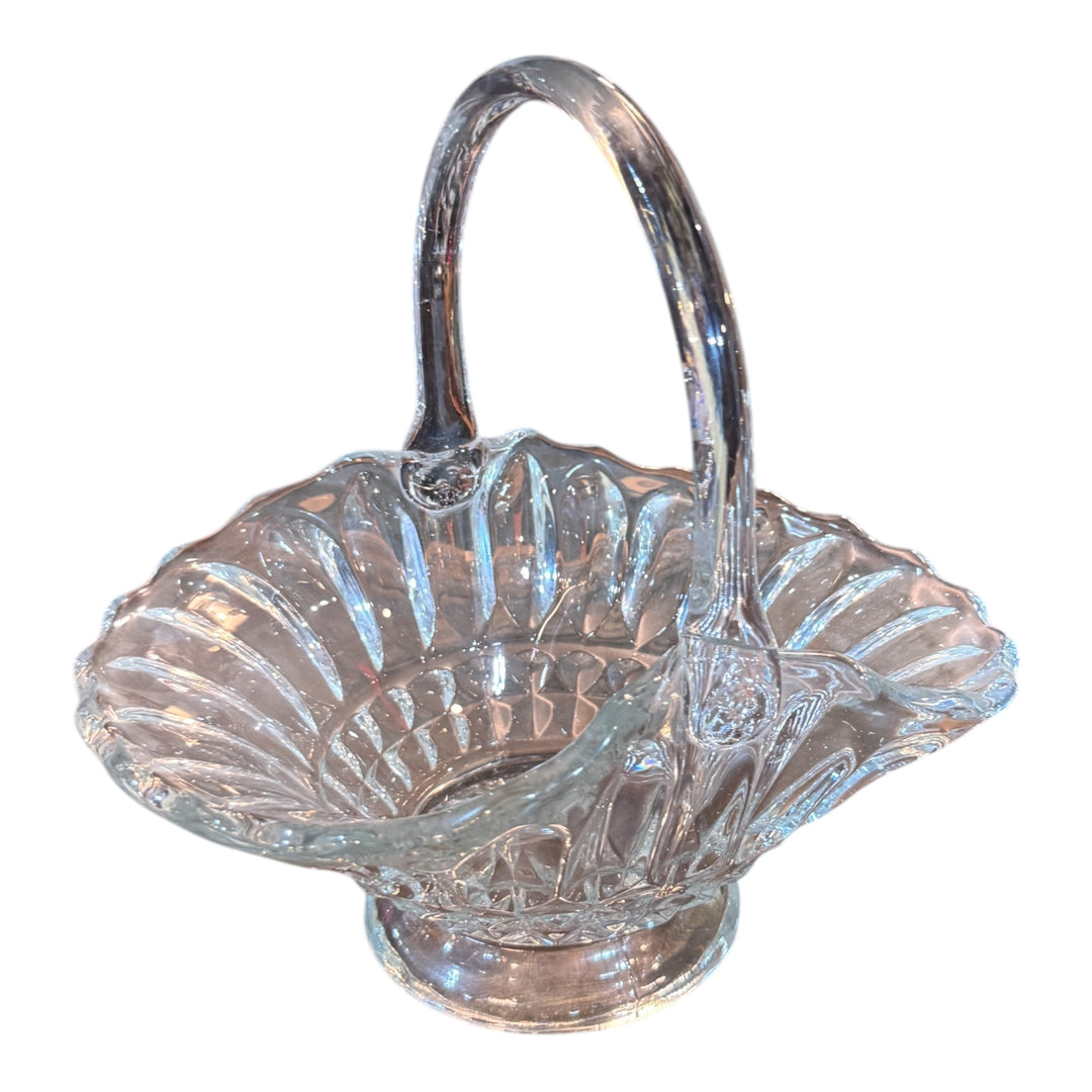 Indiana Glass Large Basket w/ Handle Pattern: Lotus Blossom Clear