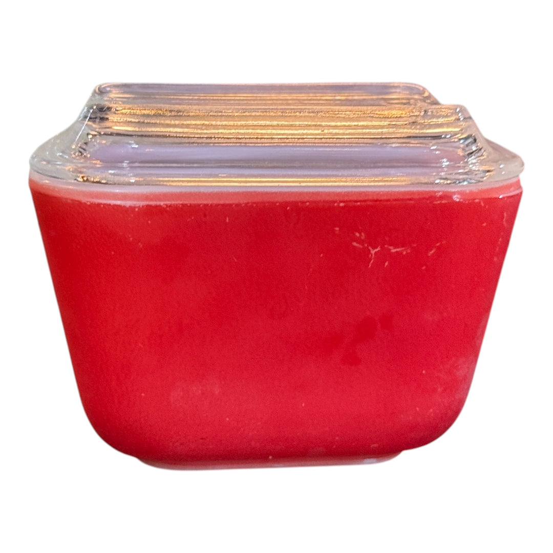 Vintage Pyrex Red 501-B Small Refrigerator Dish w/lid 1.5 cup