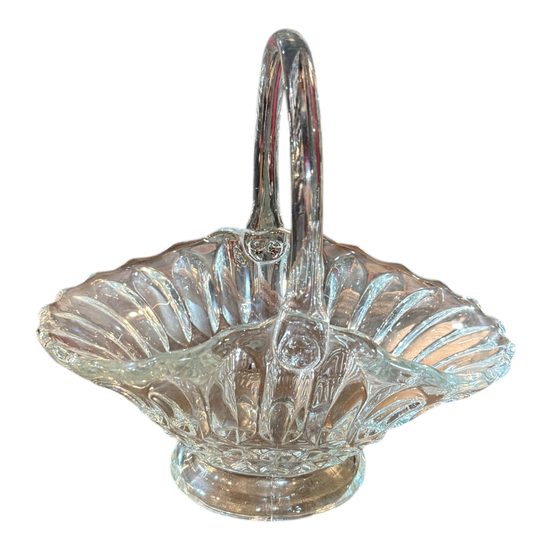 Indiana Glass Large Basket w/ Handle Pattern: Lotus Blossom Clear