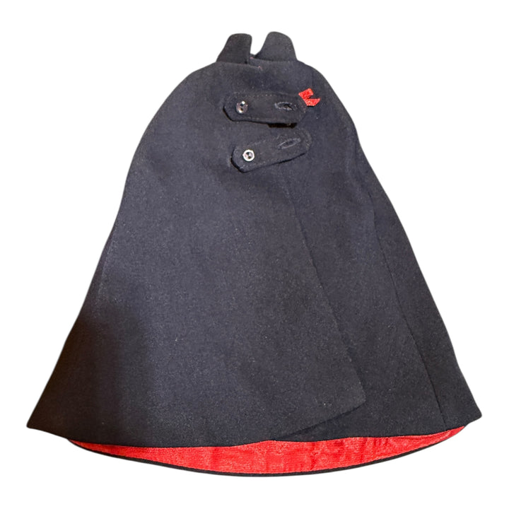 Tonner - Wonder Woman doll - Diana Prince Basic - 2014 extra hands Comes with Nurses Outfit.