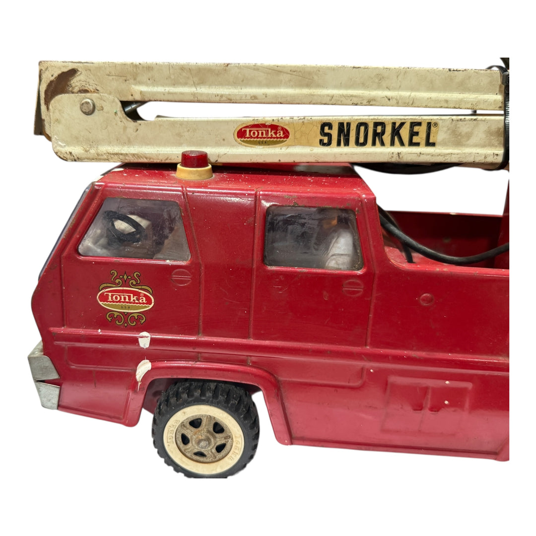 Tonka Snorkel Bucket Fire Truck, With Hose, Vintage Pressed Steel, TNK-27