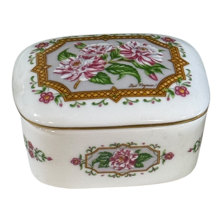 Porcelain 1990 Heritage House Limited Music Box Gail Magram Strangers in the Night