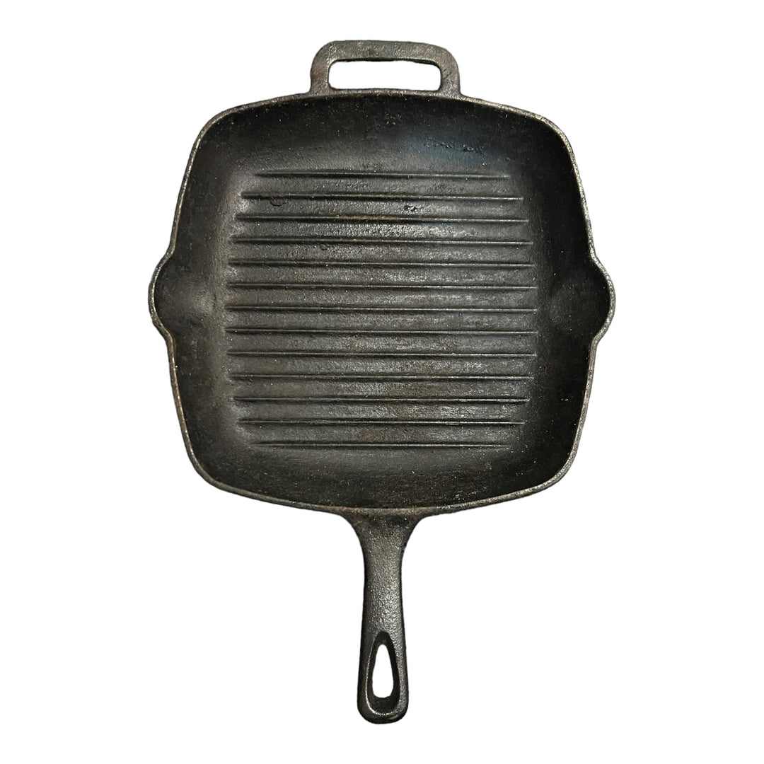 Cast Iron Skillet - Mainstay