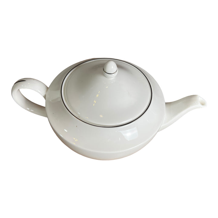 Wedgewood Signet Platinum Teapot