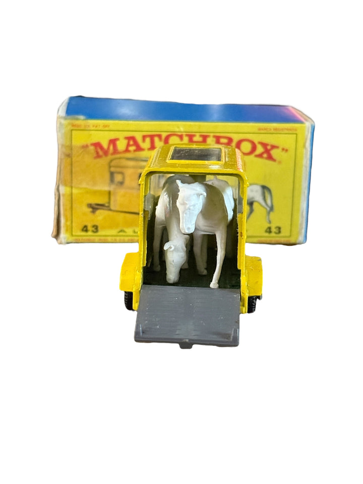 Matchbox Lesney - Pony Trailer #43