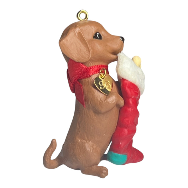 Hallmark Ornament (No Box) - 1996 Hallmark Collector's Series Puppy Love Dachshund