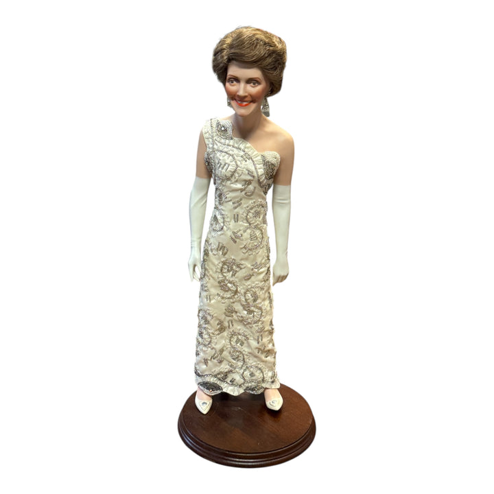 Dolls - Danbury Mint Nancy Reagan