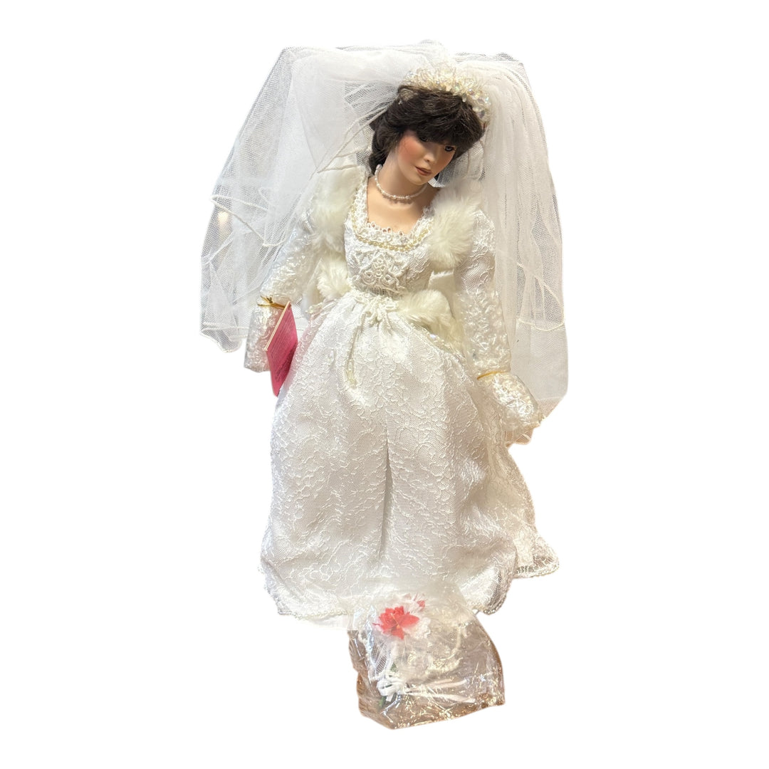Dolls - Paradise Galleries Patricia Rose 1999 Wedding Dress Bride Doll