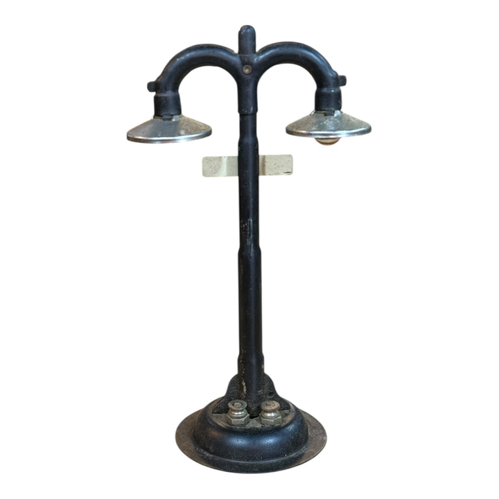 Trains - Vintage Marx 429 Main St. Lamp Post Signal