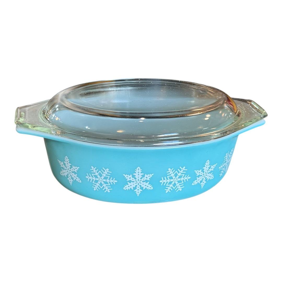 Vintage Pyrex 045 Turquoise Snowflake Oval Casserole Dish with Lid 2 1/2 qt