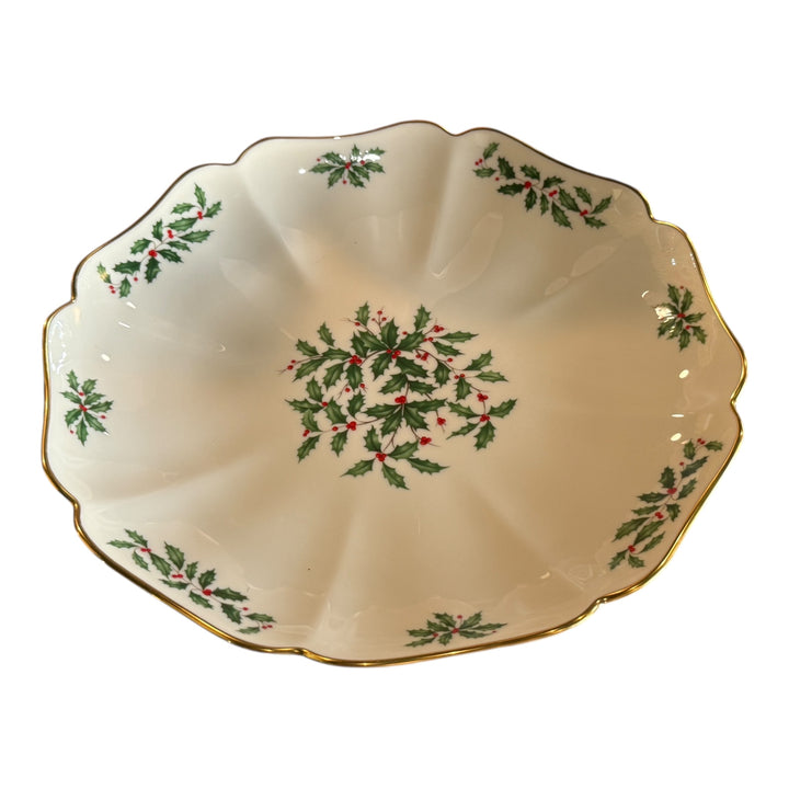 Lenox Flat Scalloped Cake Plate Holiday