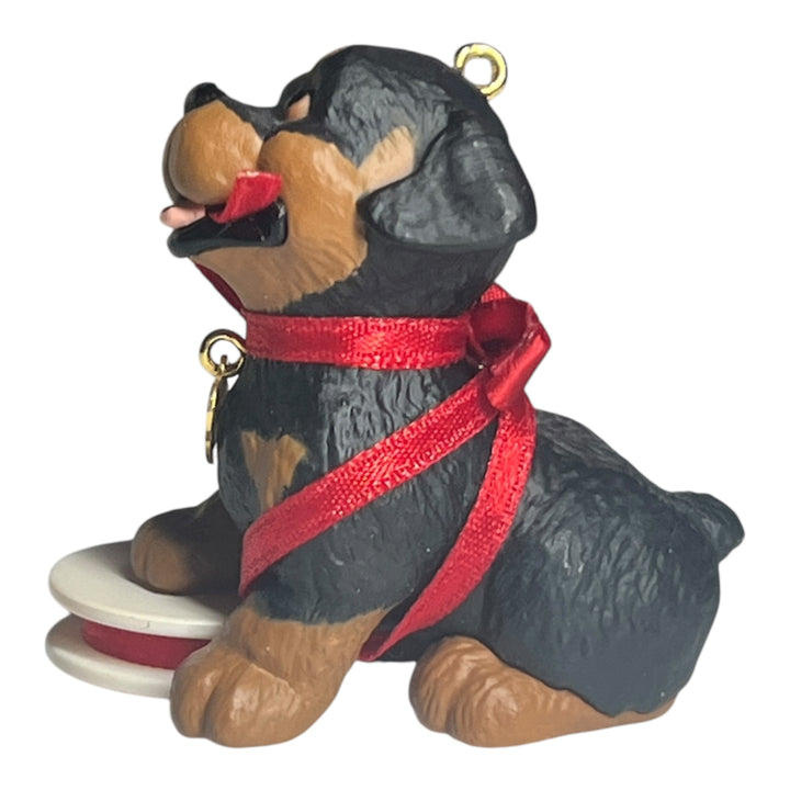 Hallmark Ornament (No Box) - 1995 Puppy Love Rottweiler