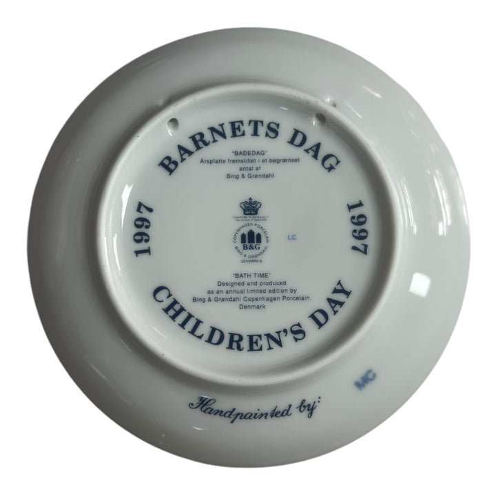 Bing & Grondahl Children's Day Plate - 1997 Bath Time