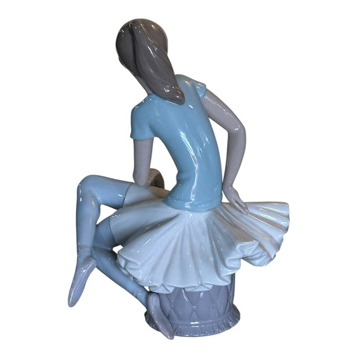 Lladro Julia Ballerina Porcelain Figurine
