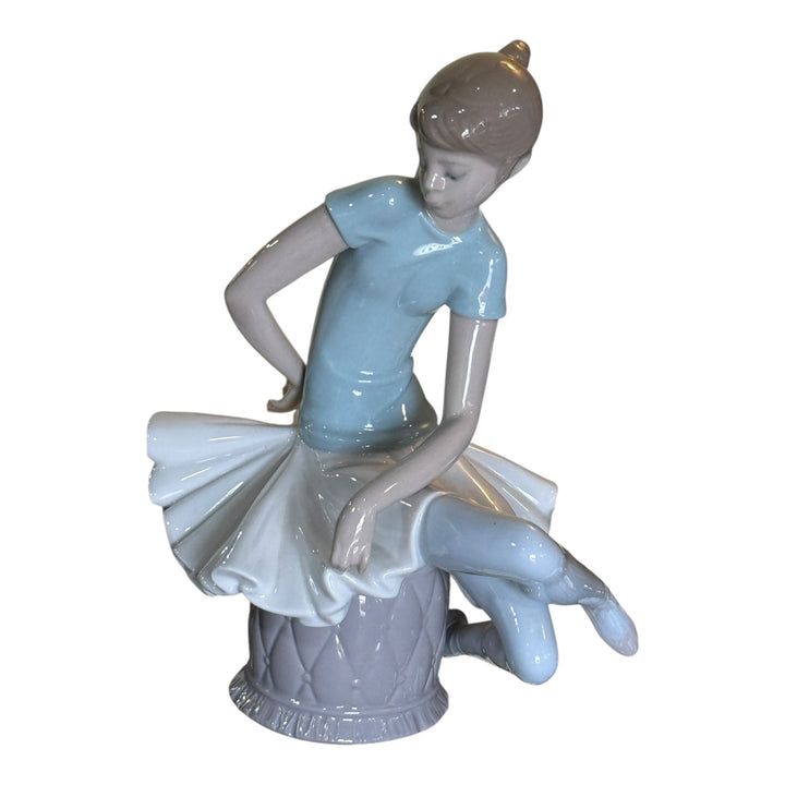 Lladro Julia Ballerina Porcelain Figurine
