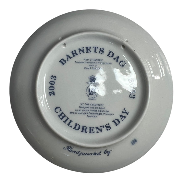 Bing & Grondahl Children's Day Plate - 2003 At the Seashore