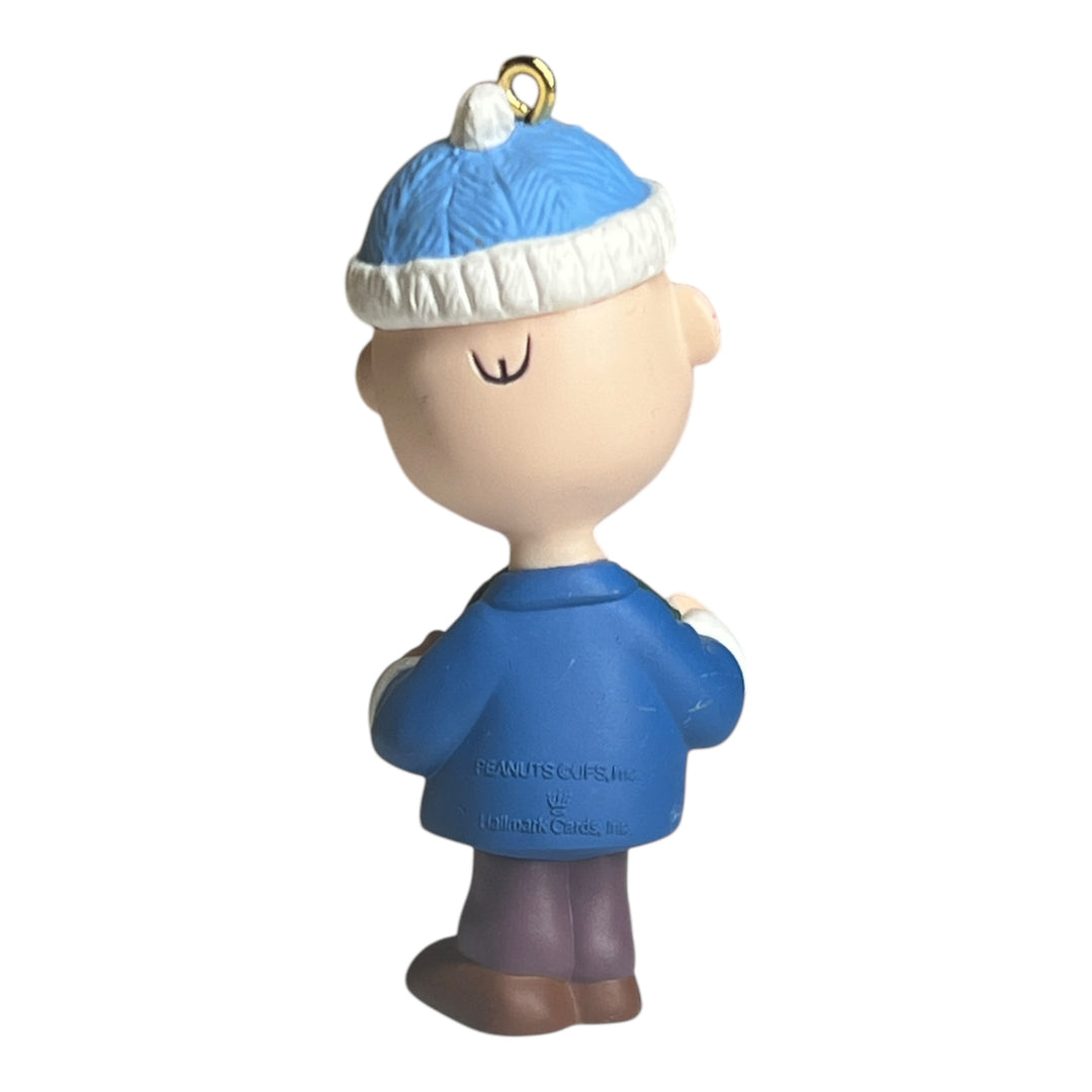 Hallmark Ornament (No Box) - 2000 Charlie Brown Ornament Snoopy Christmas Peanuts