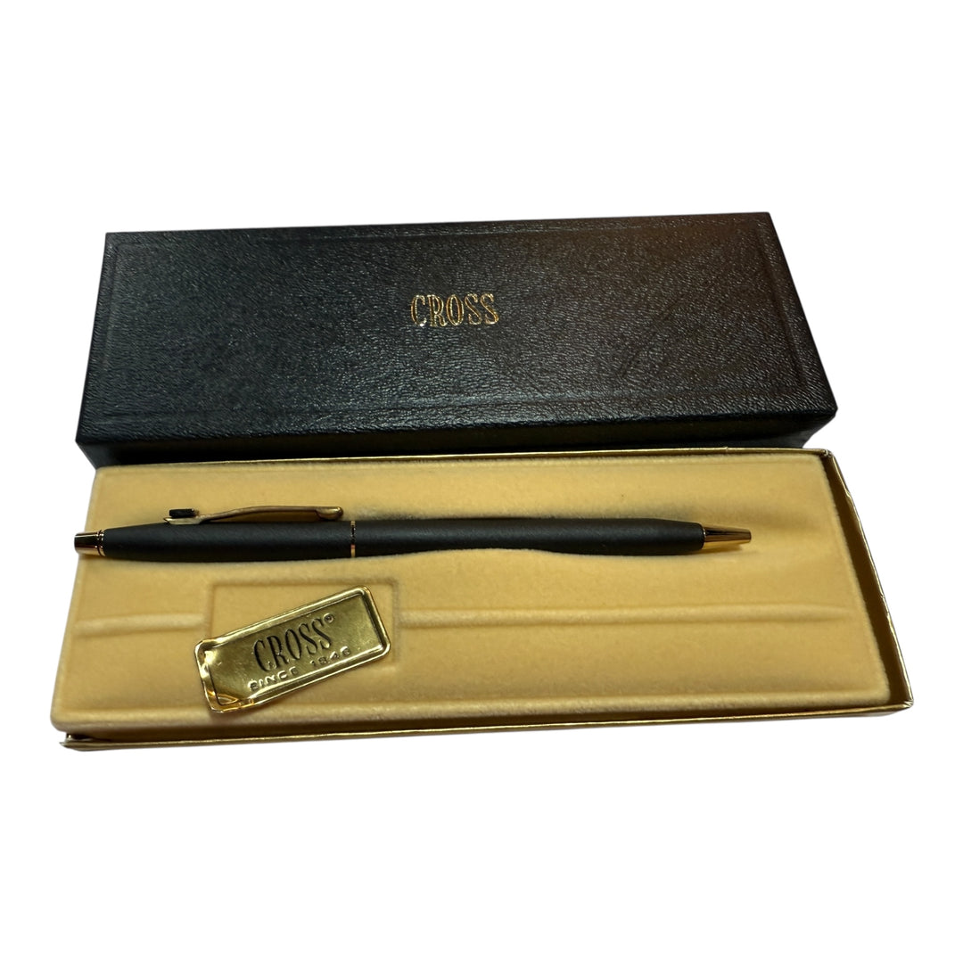 Cross Century Classic Matte Black & 23KT Gold Plated Pen / Made in USA